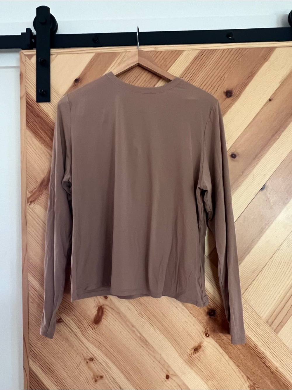 SKIMS Long Sleeve Crewneck Top in Taupe Brown